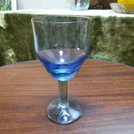 Бокал синий для вина, стекло, СССР, цена за 1 шт. (на одном бокале есть скол). Картинка 10